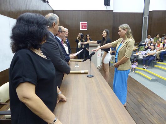 Orgullo académico: nuestra Facultad celebra a sus nuevos graduados de ...